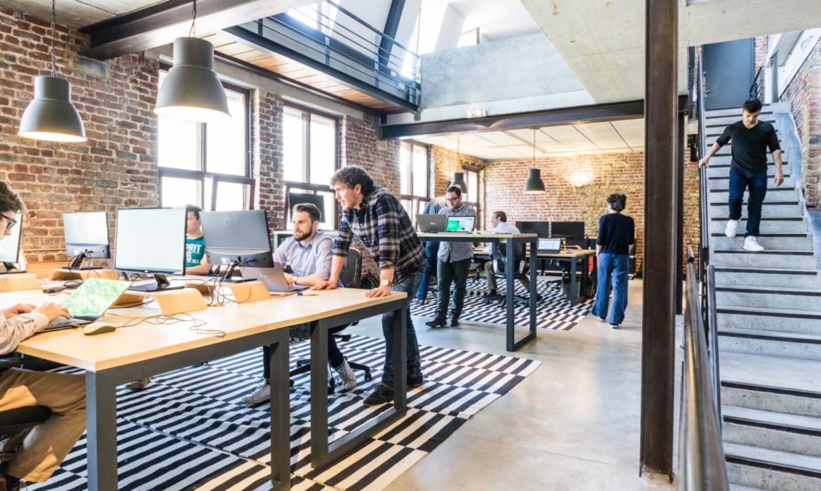 The Old Architect and the Sea of CRM: Sailing through the Winds of Change